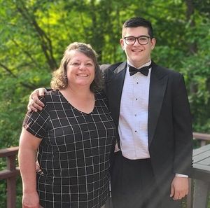Meet your Posher, Lori